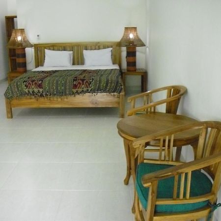 Ocean Queen Resort Cisolok Ngoại thất bức ảnh