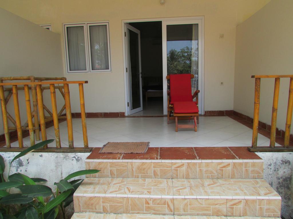 Ocean Queen Resort Cisolok Ngoại thất bức ảnh