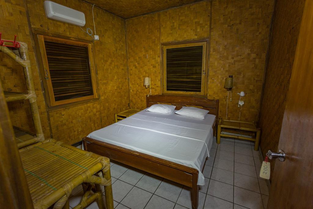Ocean Queen Resort Cisolok Ngoại thất bức ảnh